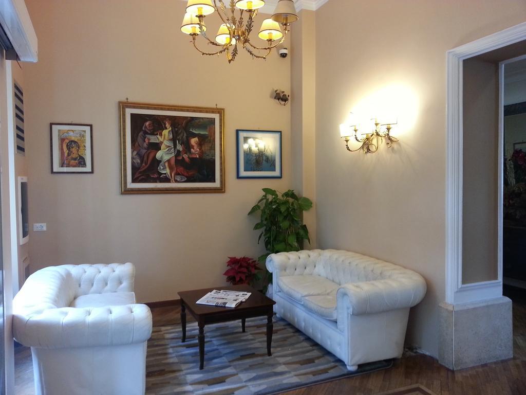 Hotel Villa Aricia อาริชชา ภายนอก รูปภาพ