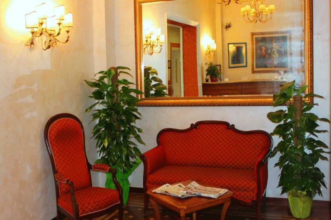 Hotel Villa Aricia อาริชชา ภายนอก รูปภาพ