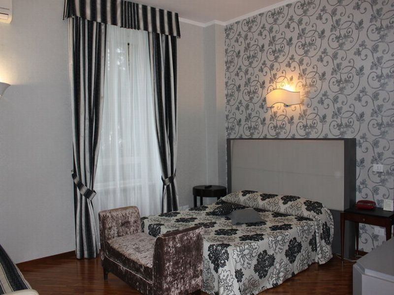 Hotel Villa Aricia อาริชชา ภายนอก รูปภาพ